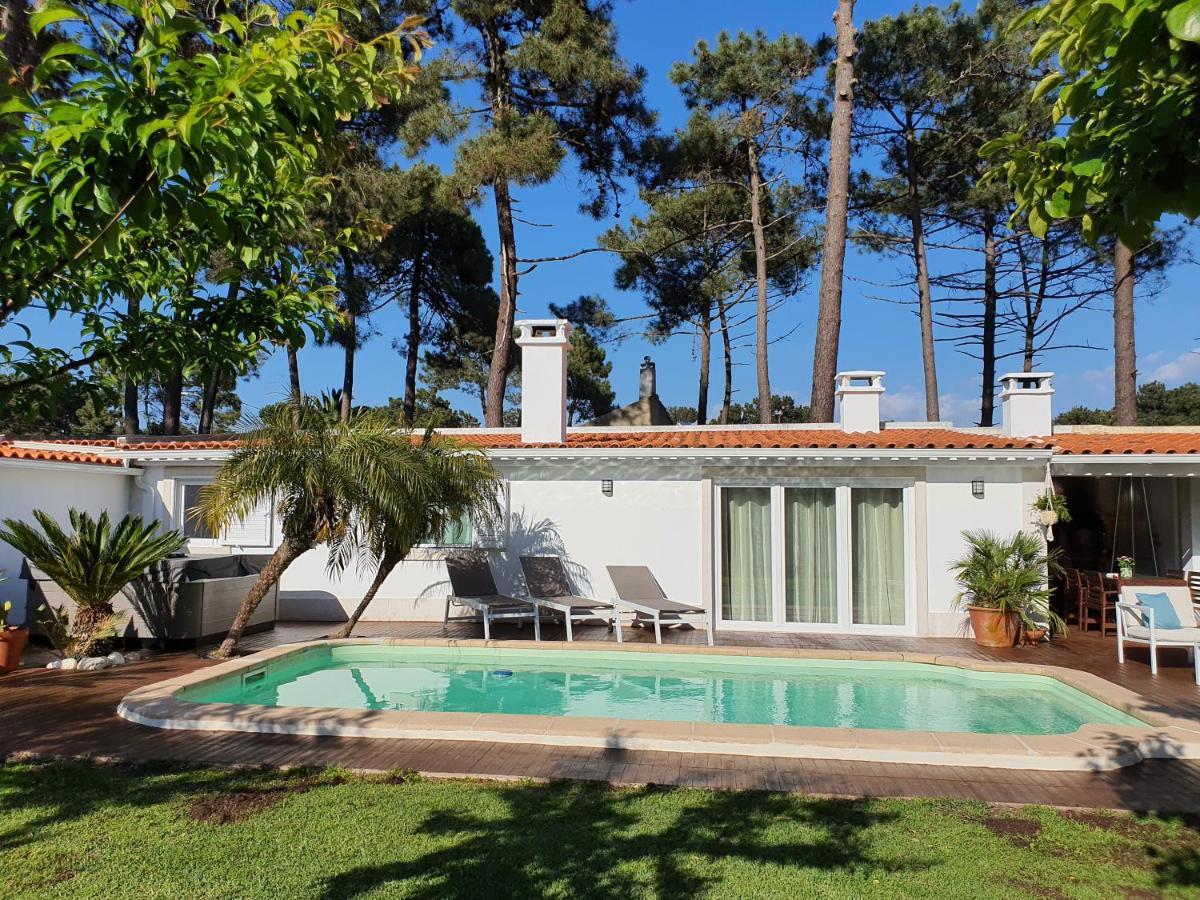 Guest House Ruceel Aroeira Almada Esterno foto