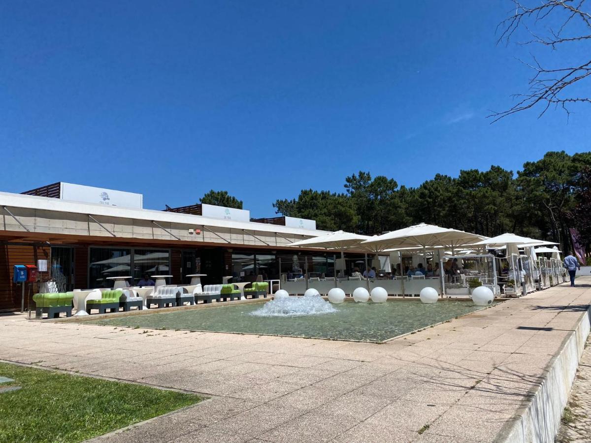 Guest House Ruceel Aroeira Almada Esterno foto